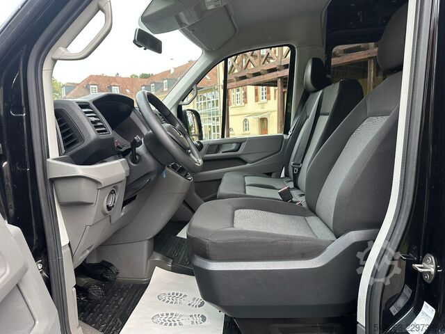 Dobozos furgon VW CRAFTER GLASGESTEL TEMP SHZ KAMERA KLIMA AHK