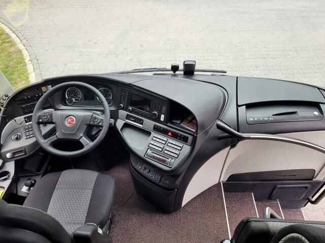 Autobús interurbano Setra S 517 HS