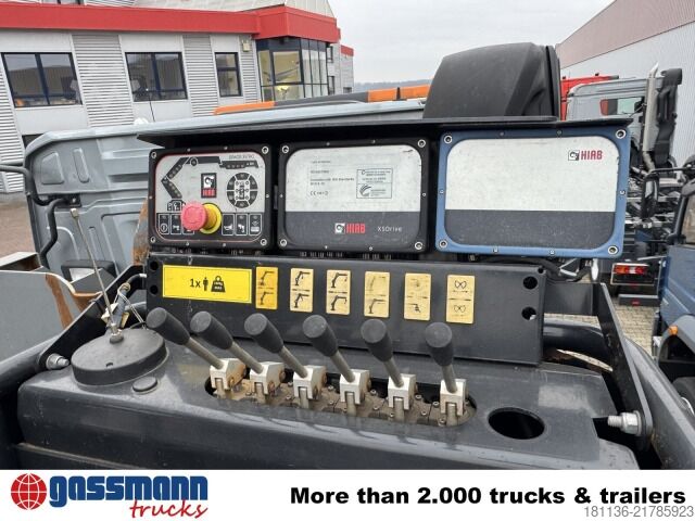 Afzetcontainer  Abrollcontainer mit Kran Jonsered 1300RST96, Funk