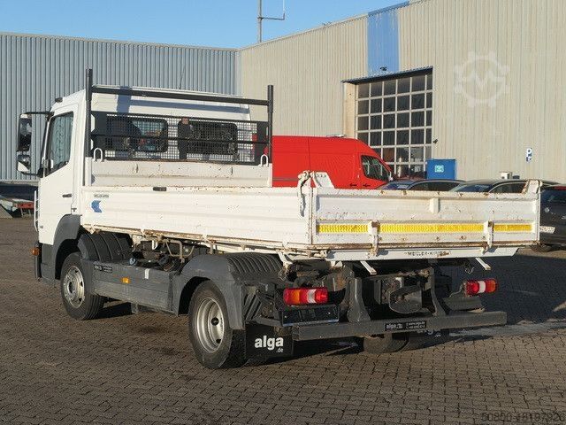 Kiepwagen bestelauto MERCEDES-BENZ 818 K Atego 4x2, Meiller, AHK, 3. Sitz, 168tkm.