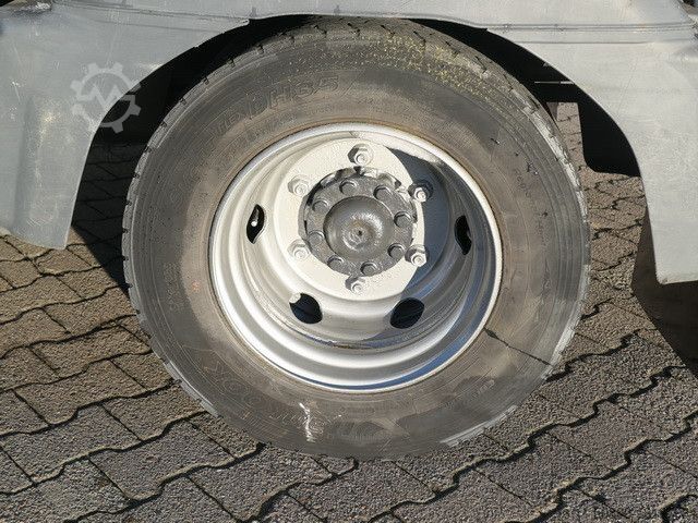 Driezijdige kipper bestelwagen MERCEDES-BENZ 818 K Atego 4x2, Meiller, AHK, 3. Sitz, 168tkm.