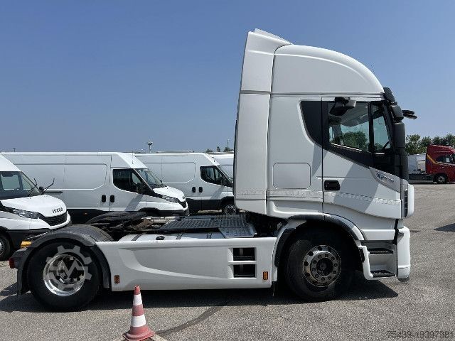 Standard nyergesvontató IVECO STRALIS AS440S51T/P XP