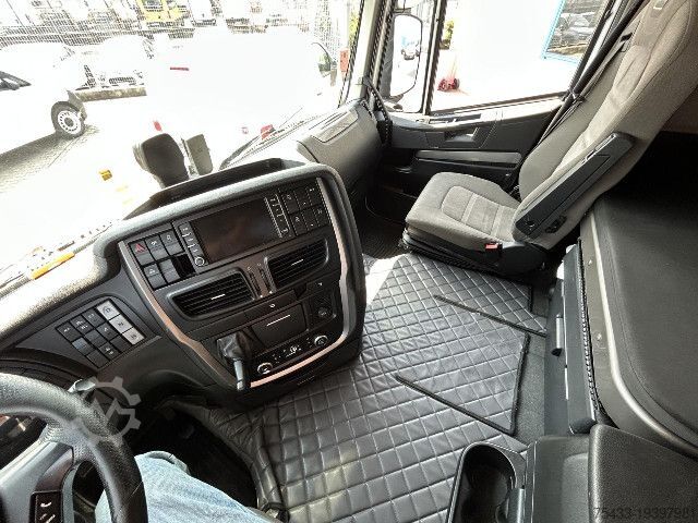 Standard nyergesvontató IVECO STRALIS AS440S51T/P XP