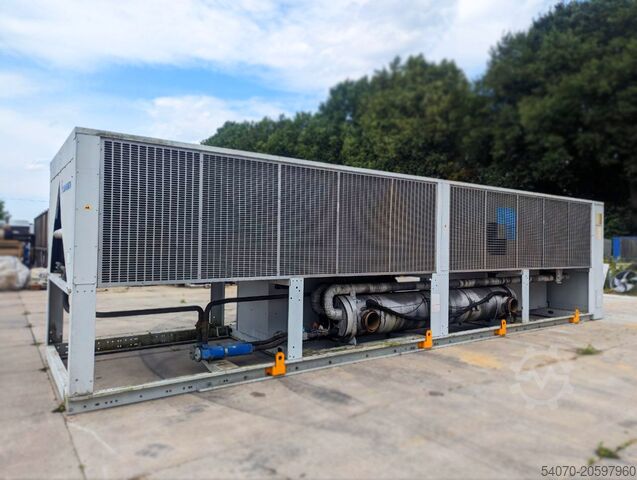 Ψυγείο Used Aircooled chiller Climaveneta FOCS-CA/SL 873 kW. 2009 yom