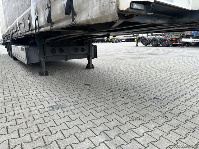 Krone, vnitřní výška 280 cm / zvedací náprava / schránka na palety / nápravy BPW s bubnovými brzdami Krone 280cm inside height / liftaxle / palletbox / BP...