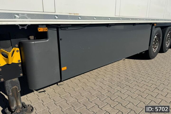 Krone SD / Carrier Vector 1950MT Dupla temperatura / Travões de disco / Porta-paletes Krone SD / Carrier Vector 1950MT Dual temp / Disk bra...