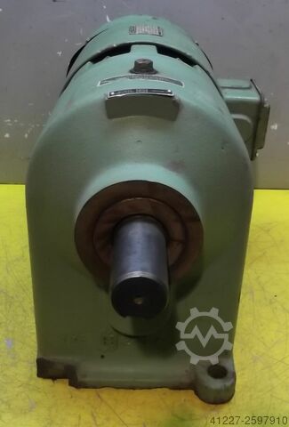 Gear motor 1.1 kW 102 rpm VEM ZDA334