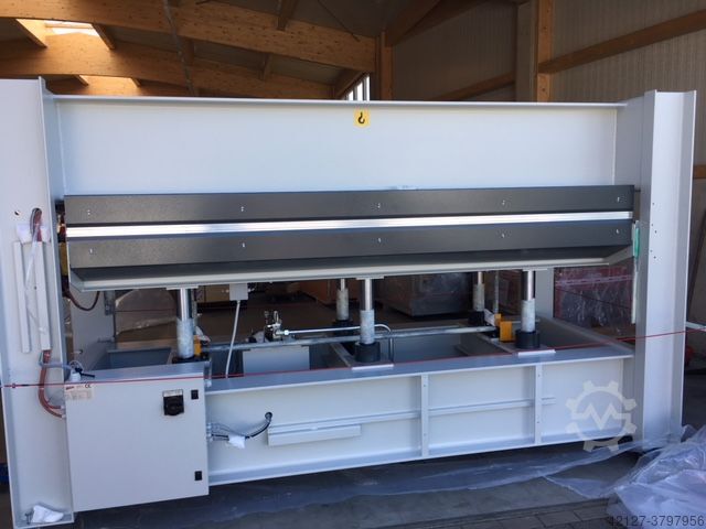 Fineerpers Italpresse / Italpress XL/6 -- 30-13 - 90 Ton PEA - verfügbar -