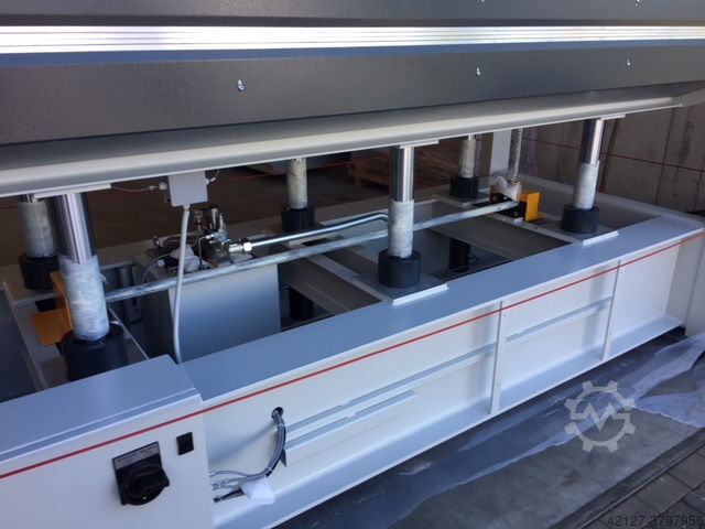 Fineerpers Italpresse / Italpress XL/6 -- 30-13 - 90 Ton PEA - verfügbar -