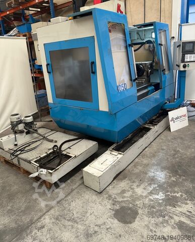 Centro de maquinagem vertical KONDIA 1050B