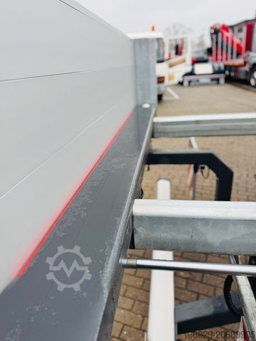 Valník VOLVO FH 500 8x4 Kran F710 RA2.27 Jib & Winde Sofort