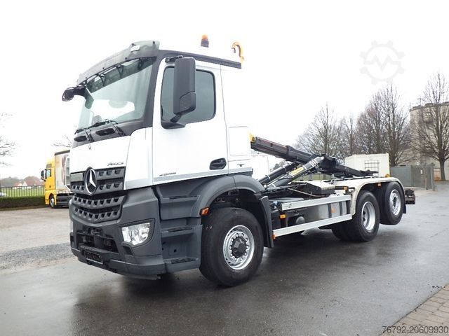 Hákový nosič kontejnerů MERCEDES-BENZ 2548 L 6x4H Pallift T20A Tele-Knick/HAD/Lenkachs