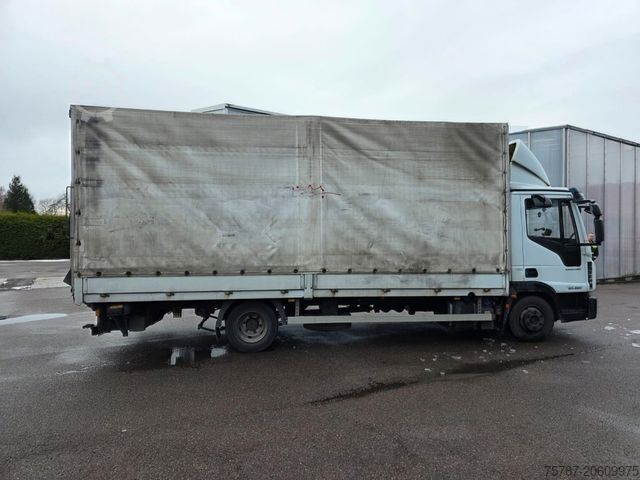 Plachtová dodávka IVECO 80-220 Eurocargo, Gardine, ladebordwand