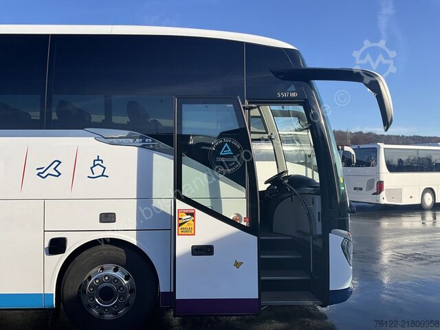Távolsági autóbusz Setra S 517