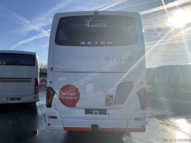 Távolsági autóbusz Setra S 517