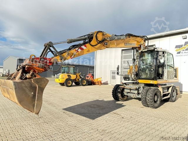 Mobiele graafmachine LIEBHERR A 918