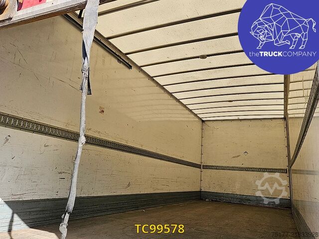 Bâche coulissante Iveco EuroCargo 120 E22