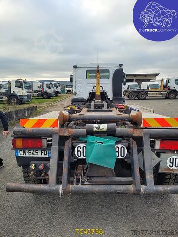 Transport de conteneurs Renault Kerax 370