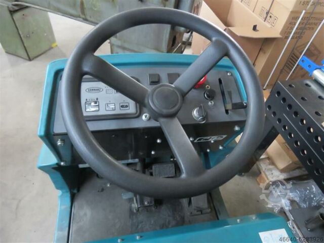 Schoonmaken van de eenheid TENNANT Tennant 7100