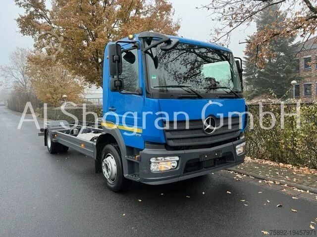Fahrgestell mit Fahrerhaus Mercedes-Benz Atego 1318 4x2 / Euro 6 / Schaltung 1218