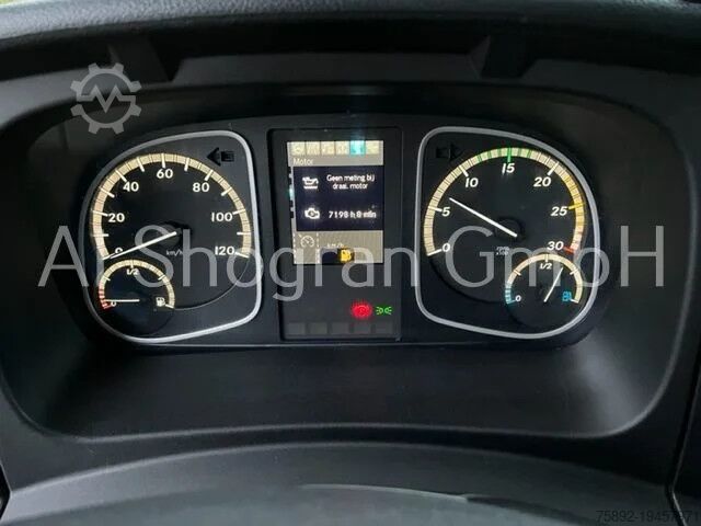 Fahrgestell mit Fahrerhaus Mercedes-Benz Atego 1318 4x2 / Euro 6 / Schaltung 1218