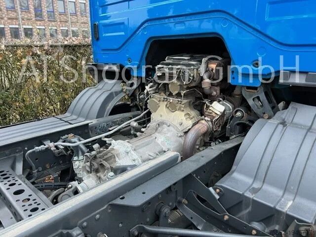 Châssis avec cabine Mercedes-Benz Atego 1318 4x2 / Euro 6 / Schaltung 1218
