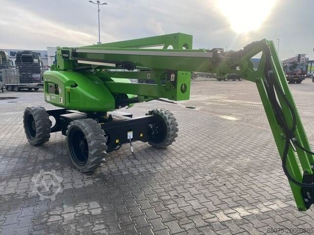 Plate-forme de travail télescopique articulée Niftylift HR 17 Hybrid