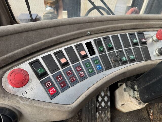 Chariot élévateur à fourche Svetruck 13,6- 1200