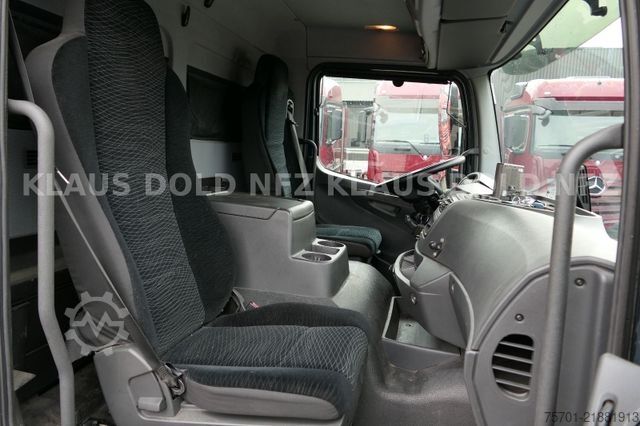 Camion caisson MERCEDES-BENZ Atego 1530 Koffer Vollluft LBW Kamera E06