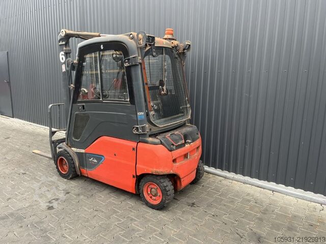 Elektrikli 4 tekerlekli forklift Linde E20PL-02