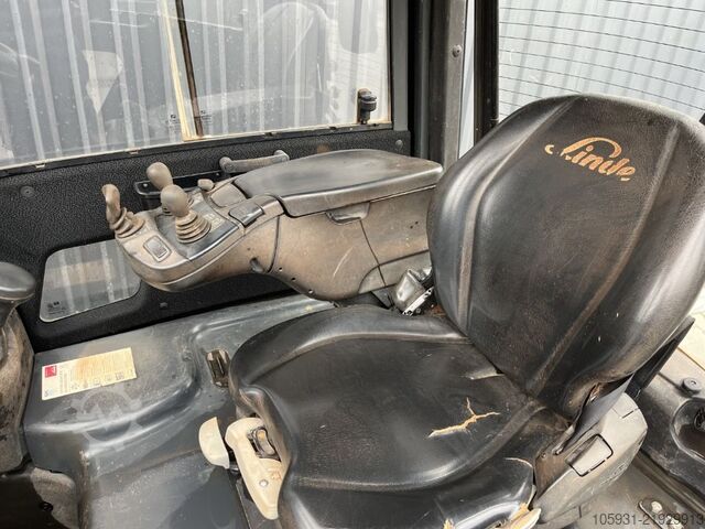 Elektrikli 4 tekerlekli forklift Linde E20PL-02