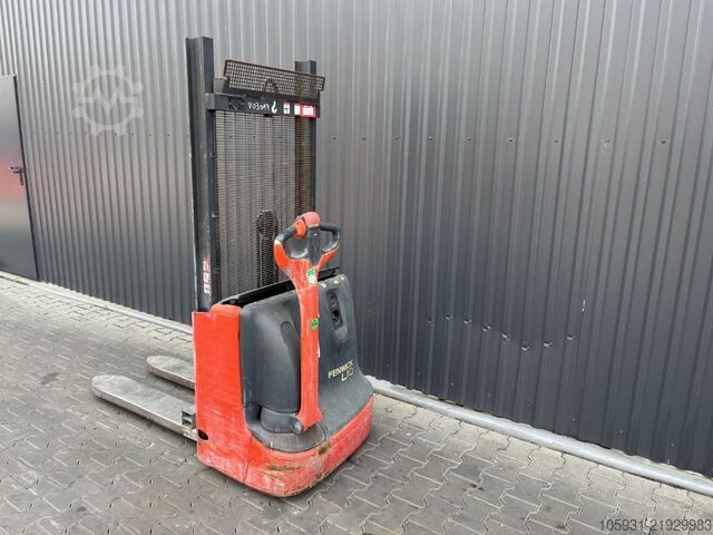 Apilador peatonal Linde L10