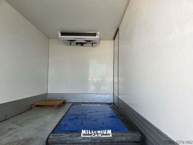 Izotermni rashladni kombi Iveco 35-14 (2019) CELLA 3,70 ATP 2028