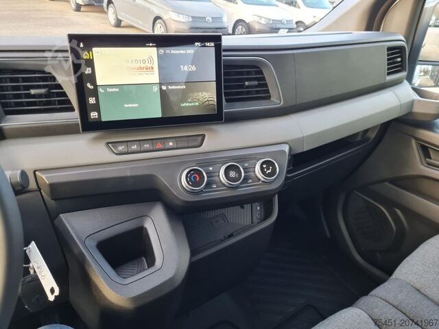 Car carrier van Renault Master 35 Autotransporter SEILW. AHK Automatik