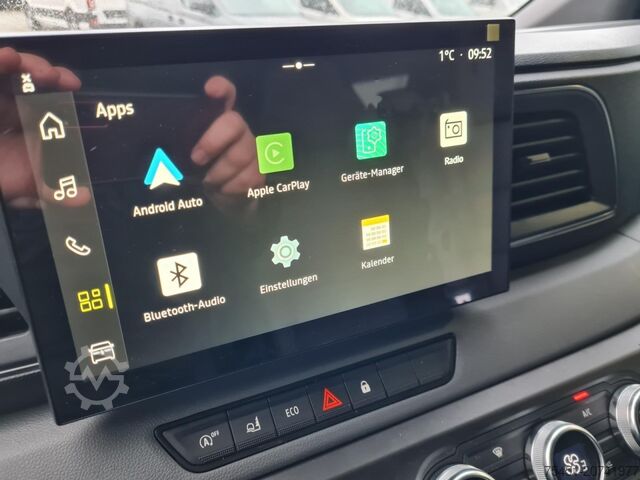 Curtain sider van Renault Master 35 Pritsche Schiebe Plane Schlafkab Automatik