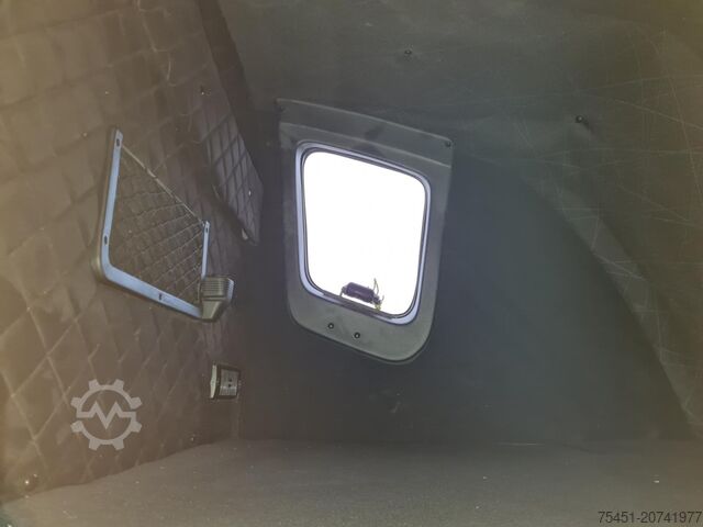 Curtain sider van Renault Master 35 Pritsche Schiebe Plane Schlafkab Automatik