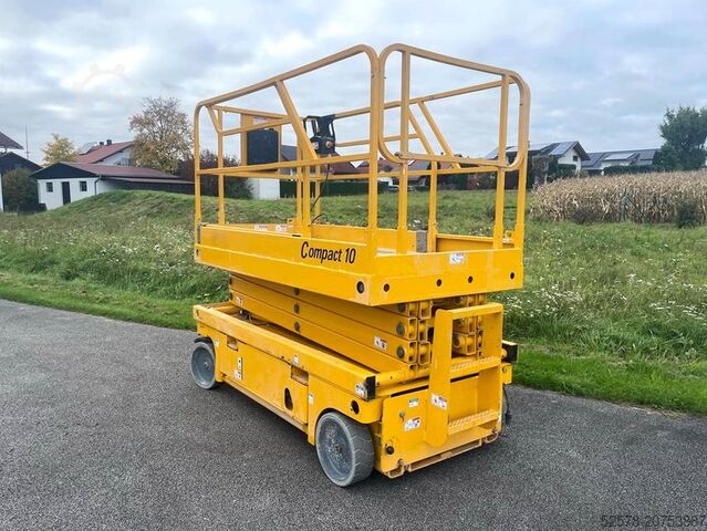 Schaarlift Haulotte Compact 10