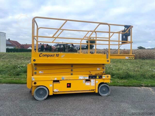 Schaarlift Haulotte Compact 10