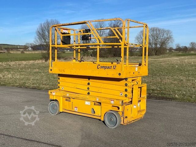 Schaarlift Haulotte Compact 12