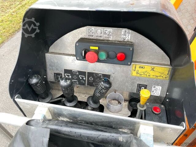 Plošina pro nákladní automobily GSR E 180TJ