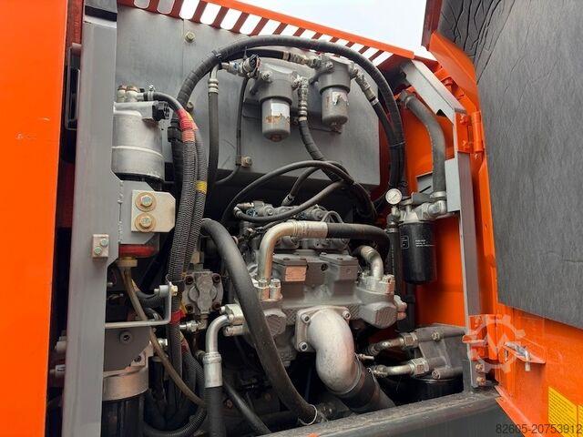 Mobiele graafmachine Hitachi ZX 140 W-5