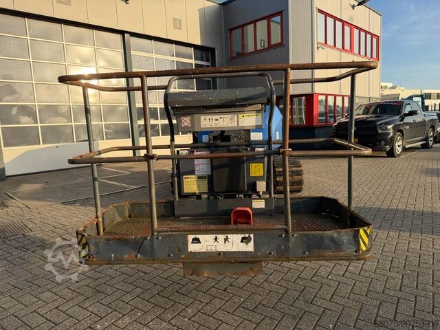 Platforma teleskopowa Aichi SR 12 C