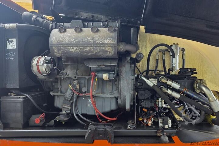 Articulated boom lift JLG 800AJ Diesel, 4x4x4 Drive, 26.5m Working Height, 1