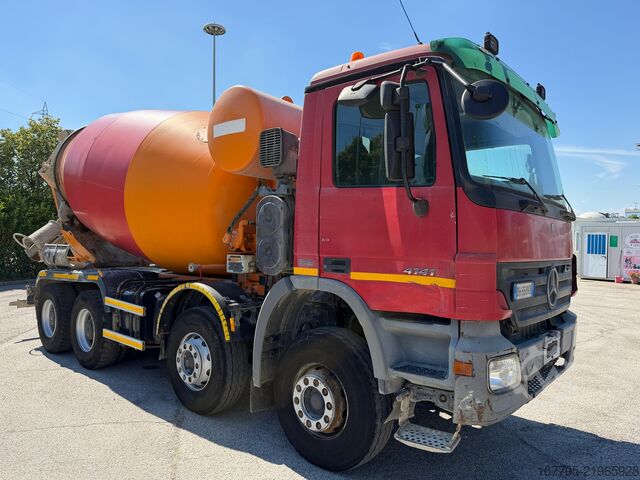 Betonmixer vrachtwagen Mercedes-Benz MB 4141 B