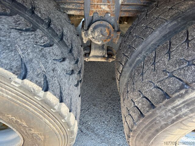 Betonmixer vrachtwagen Mercedes-Benz MB 4141 B