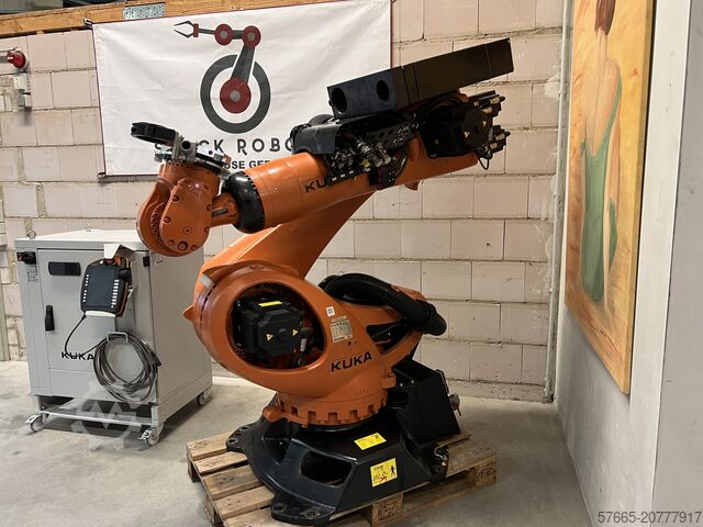 Robot przemysłowy KUKA KR 240 R2900 ULTRA KRC4