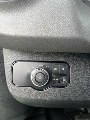 Kassevogn MERCEDES-BENZ Sprinter 317 LANG 9G-TRONIC TOTWINKEL 360°KAMERA