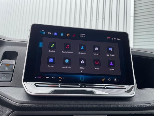 Dubă cu acoperiș înalt VOLKSWAGEN Crafter 35 L4H3 NAVI AHK RFK oh. Schäden