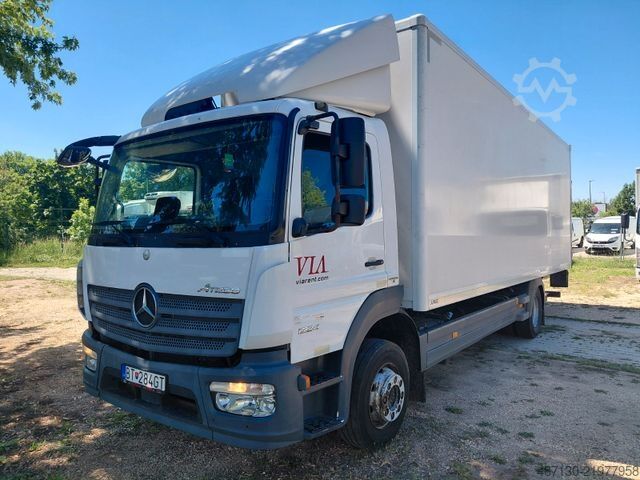 Samochód ciężarowy typu furgon MERCEDES-BENZ Atego 1223