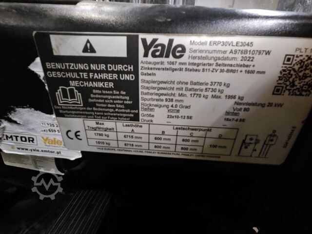 Empilhador eléctrico de 4 rodas Yale ERP30VL